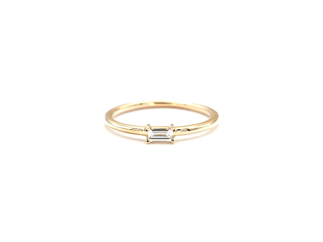 14k yellow gold, baguette lab diamond ring, front view