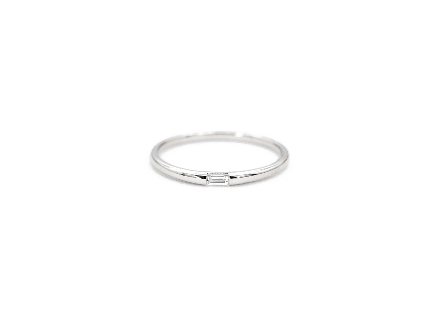 white gold baguette diamond ring, front view