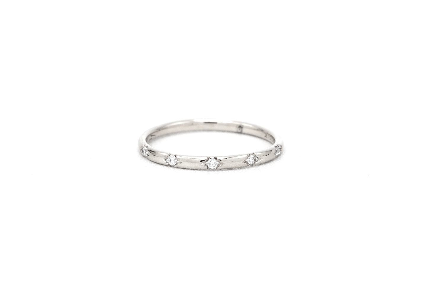14k white gold, North Star, lab diamond, stacking ring, front view