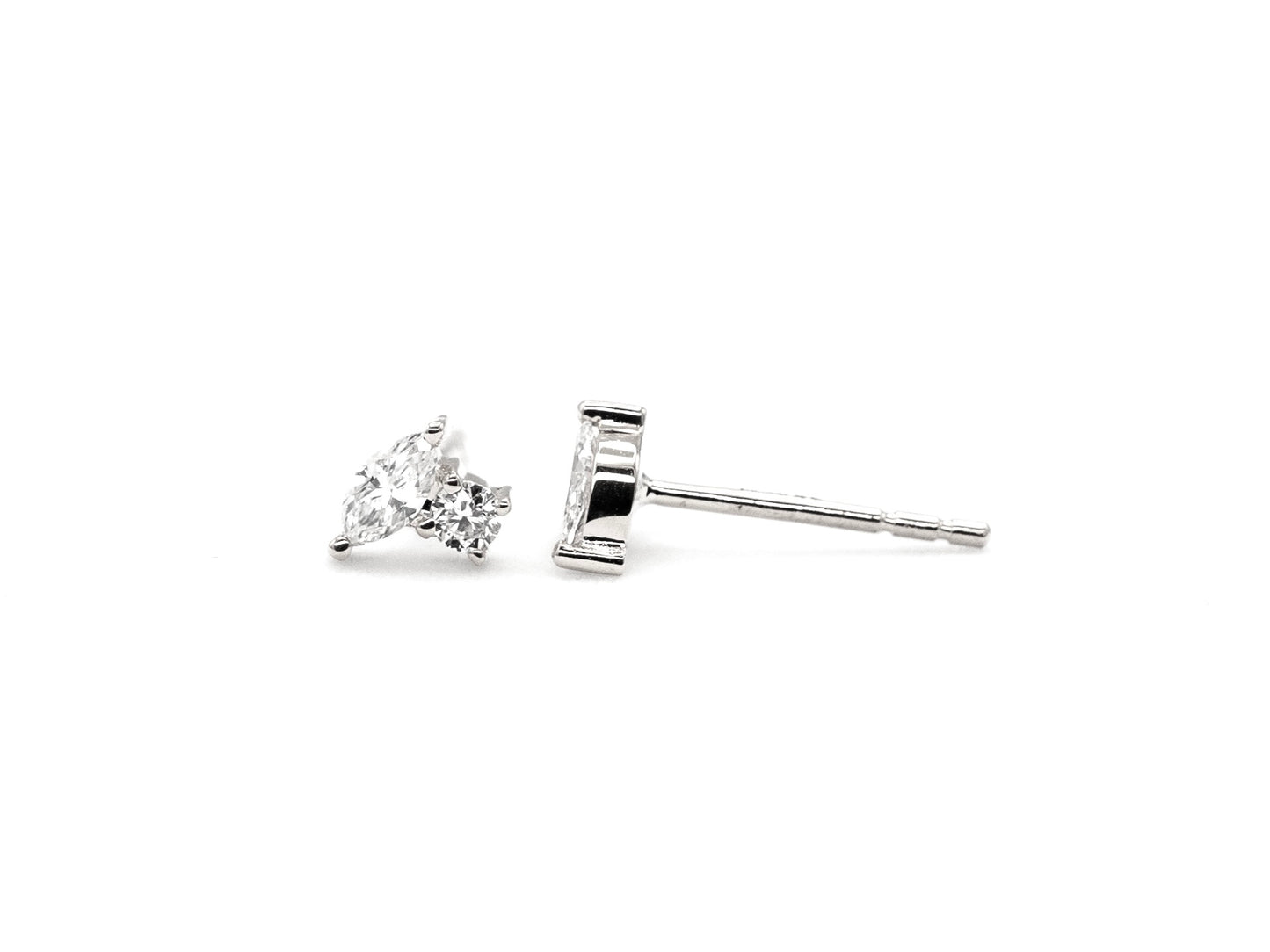 14k white gold, lab diamond, top et moi, stud earrings, front and side view