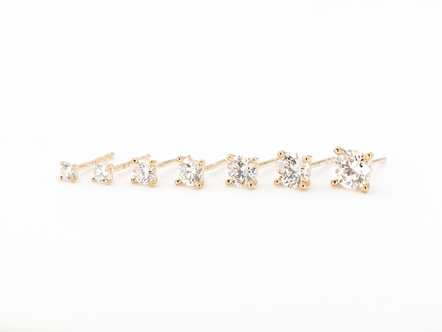 14k yellow gold, stud earrings, solitaire, lab diamond, side view
