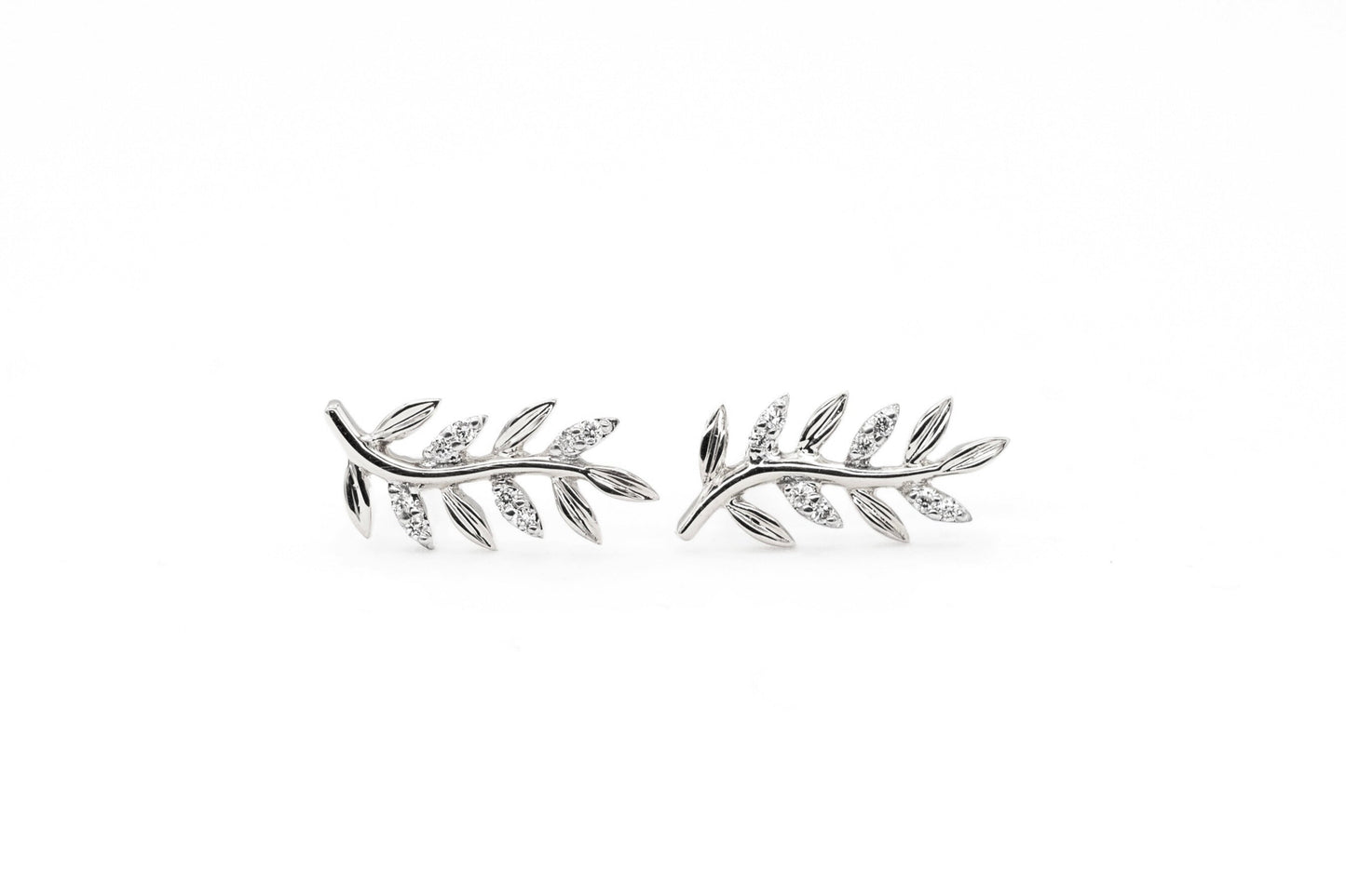 14k white gold, botanical, leaf, lab diamond, stud earrings, front view