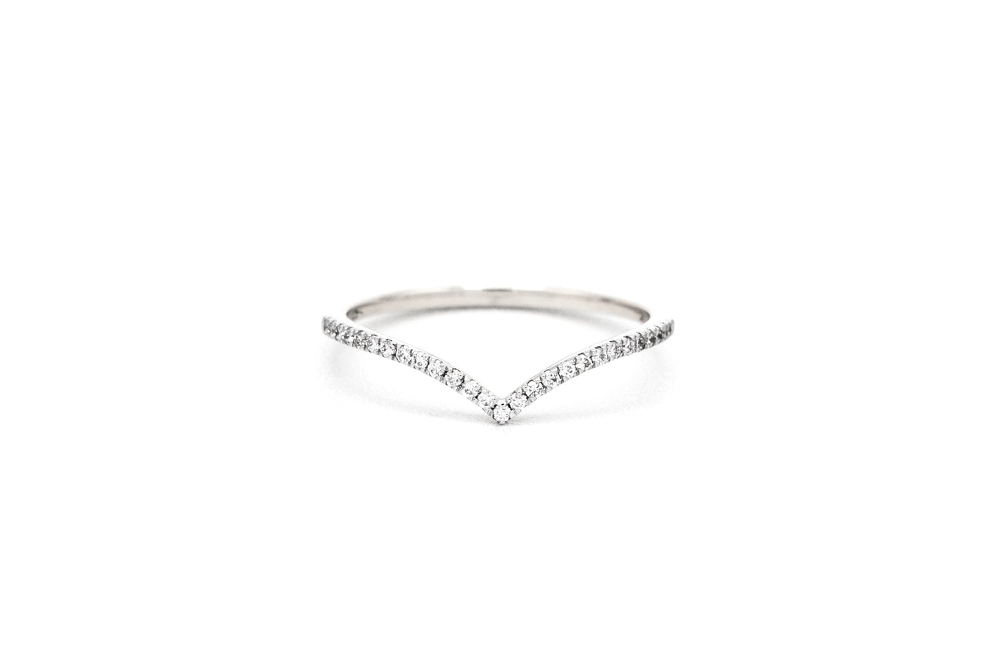 14k white gold, pave, lab diamond, stacking ring, v shaped, front view