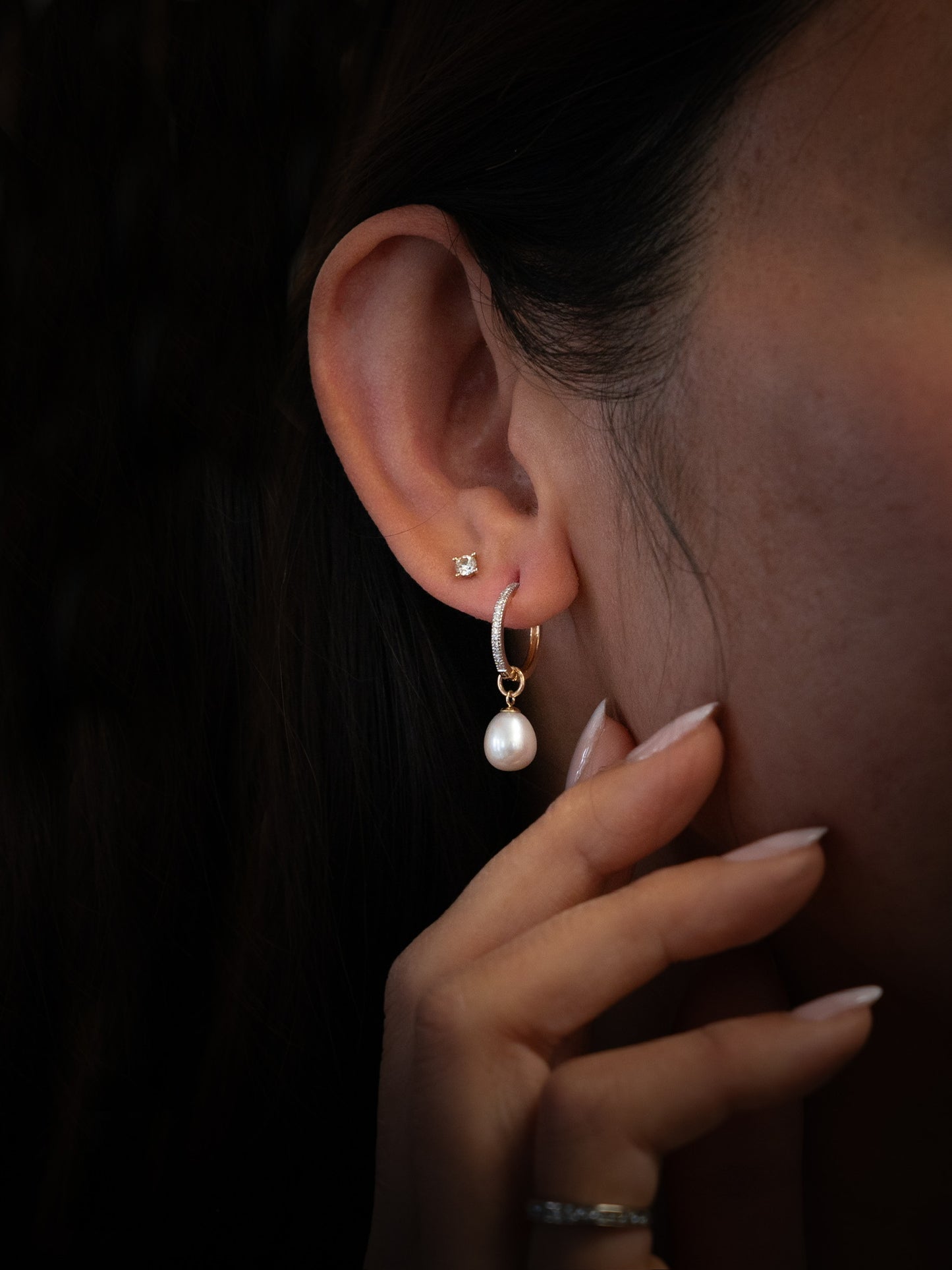 Freshwater pearl earring charm bring worn on ear