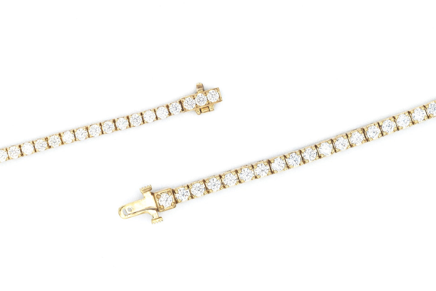 4 carat yellow gold diamond tennis bracelet clasp top view