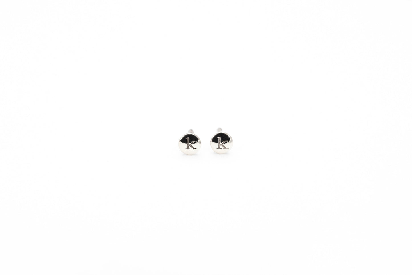 Circle Disc Engravable Solid Gold Stud Earrings