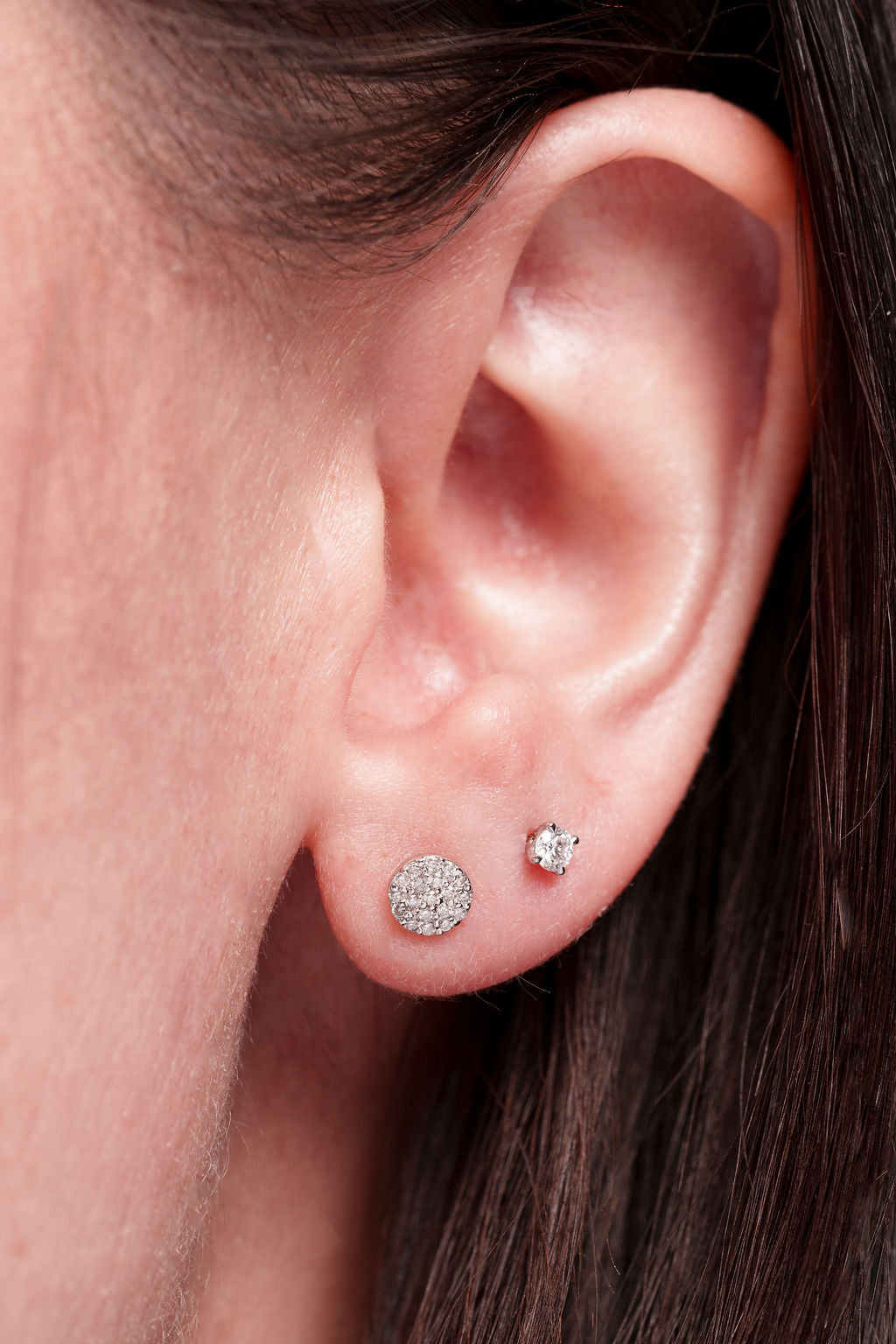 Pavé Diamond Circle Stud Earrings